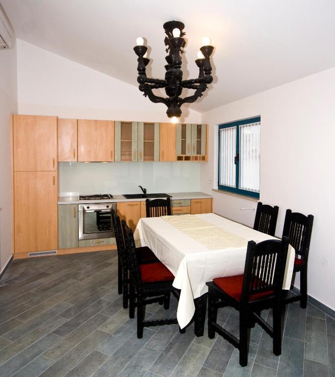 Rooms And Apartments Villa Dama Pula Chambre photo